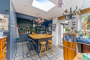 Photo 19- click for photo gallery